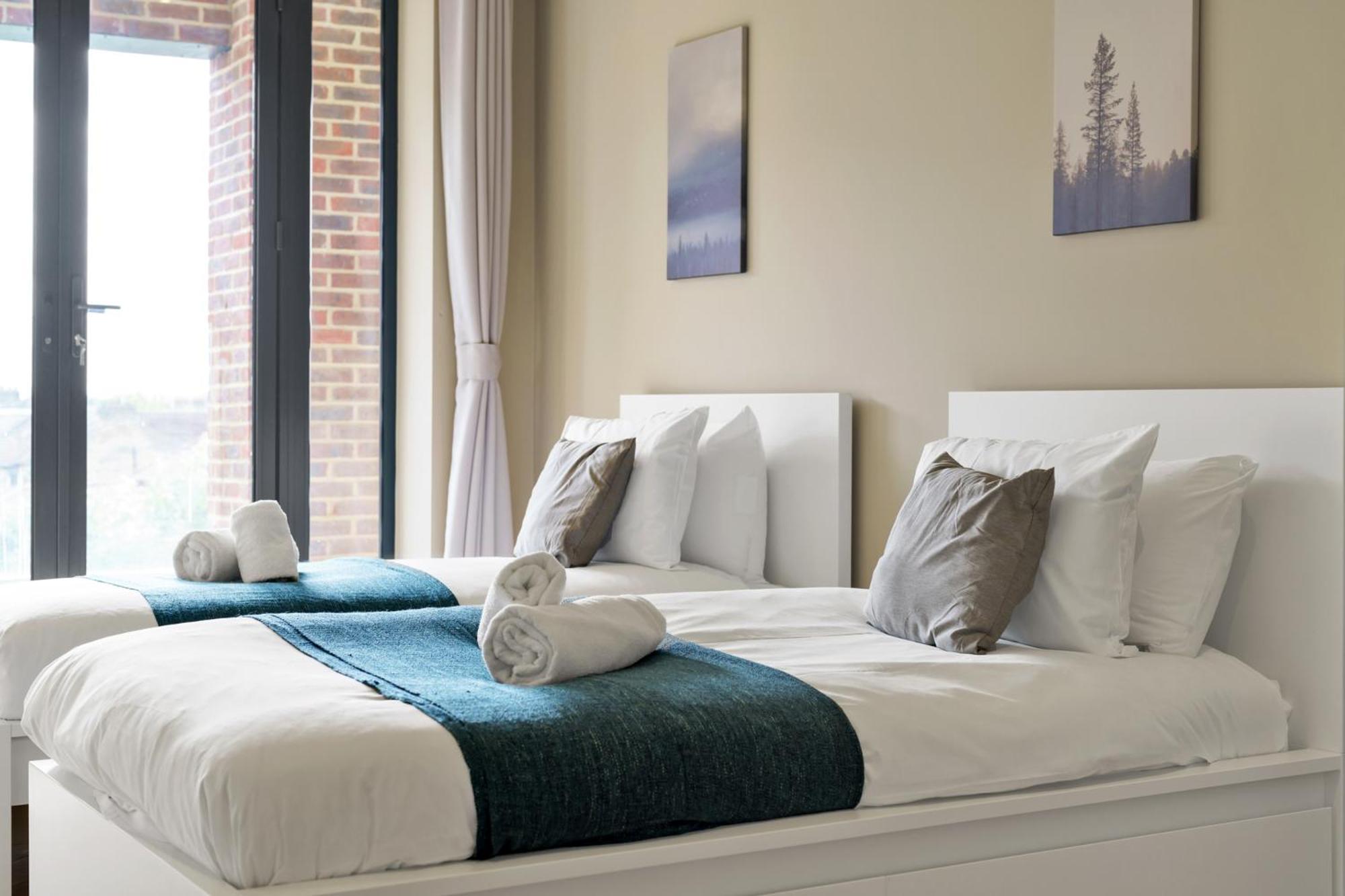 Oyo Fine B&B Hanwell Extérieur photo
